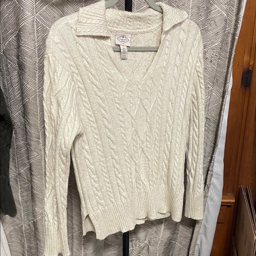 St. John's Bay Ivory V-Neck Cable Sweater